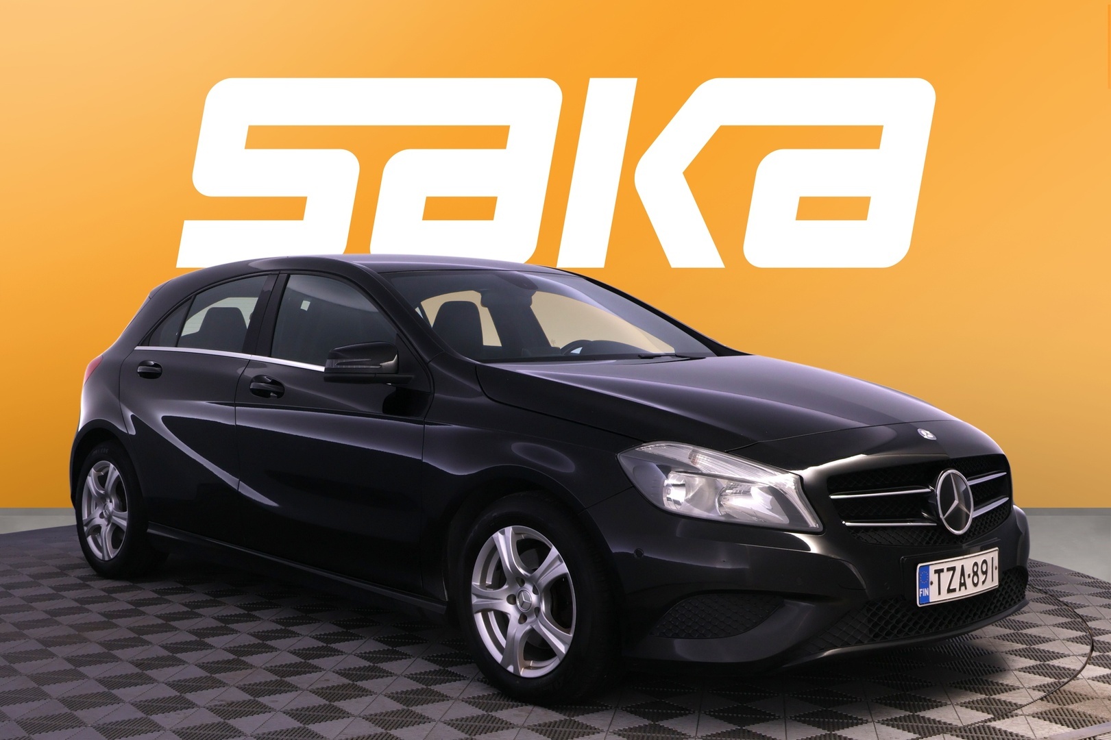 MERCEDES-BENZ A 2013