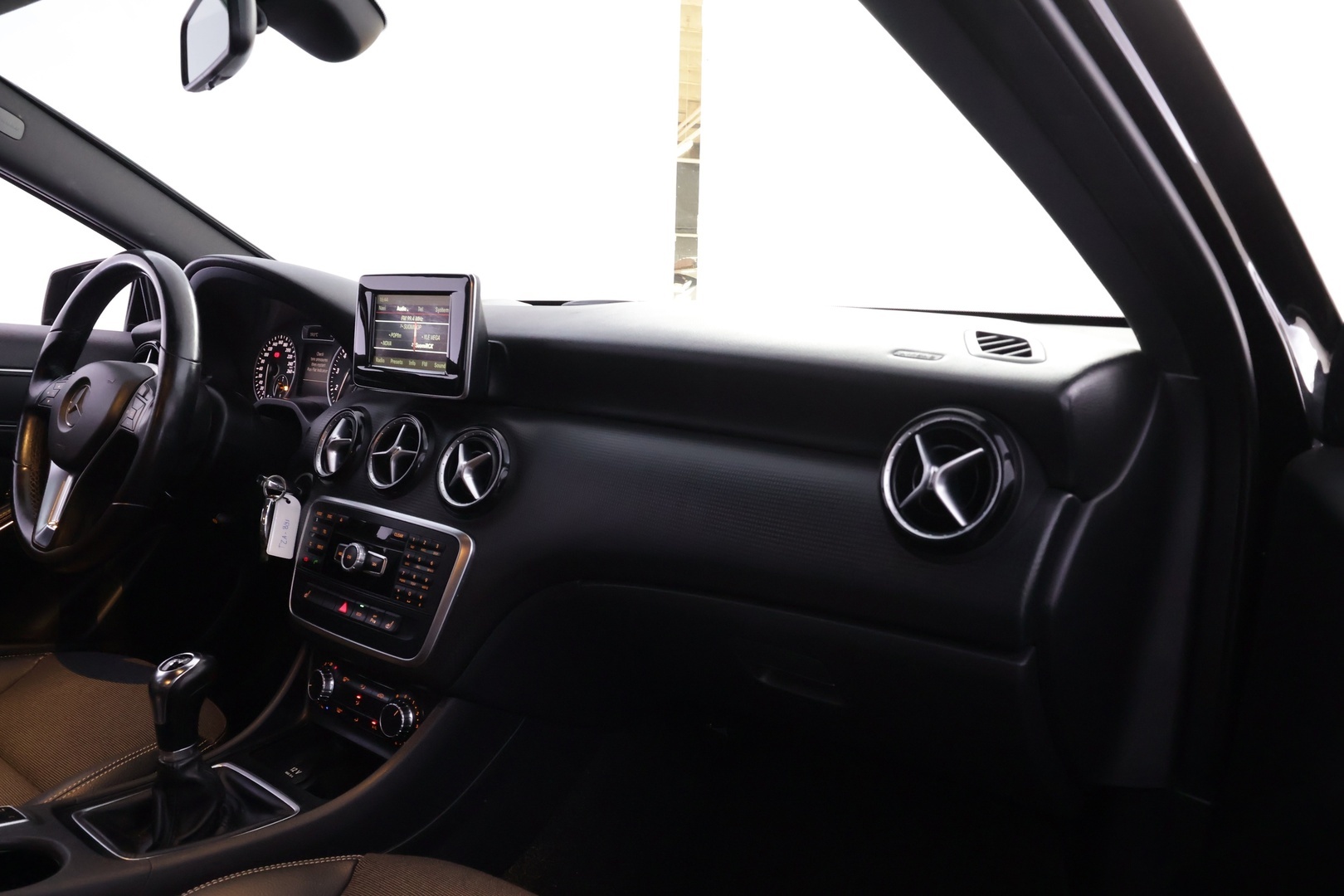 MERCEDES-BENZ A 2013