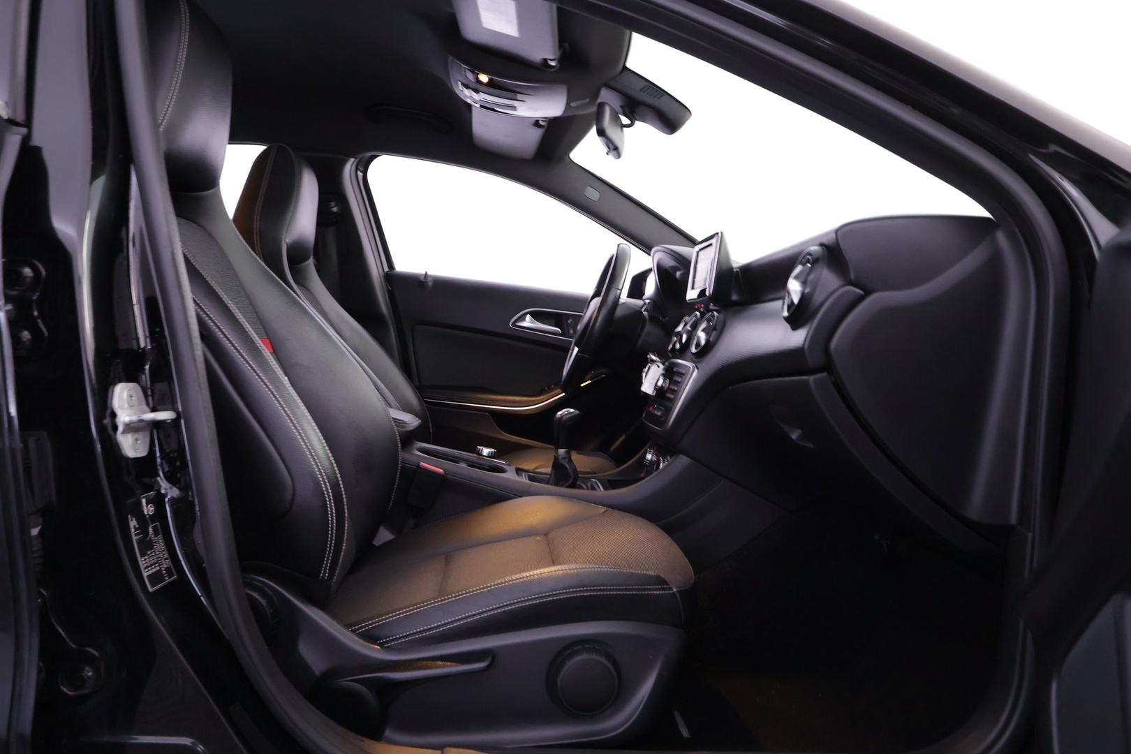 MERCEDES-BENZ A 2013