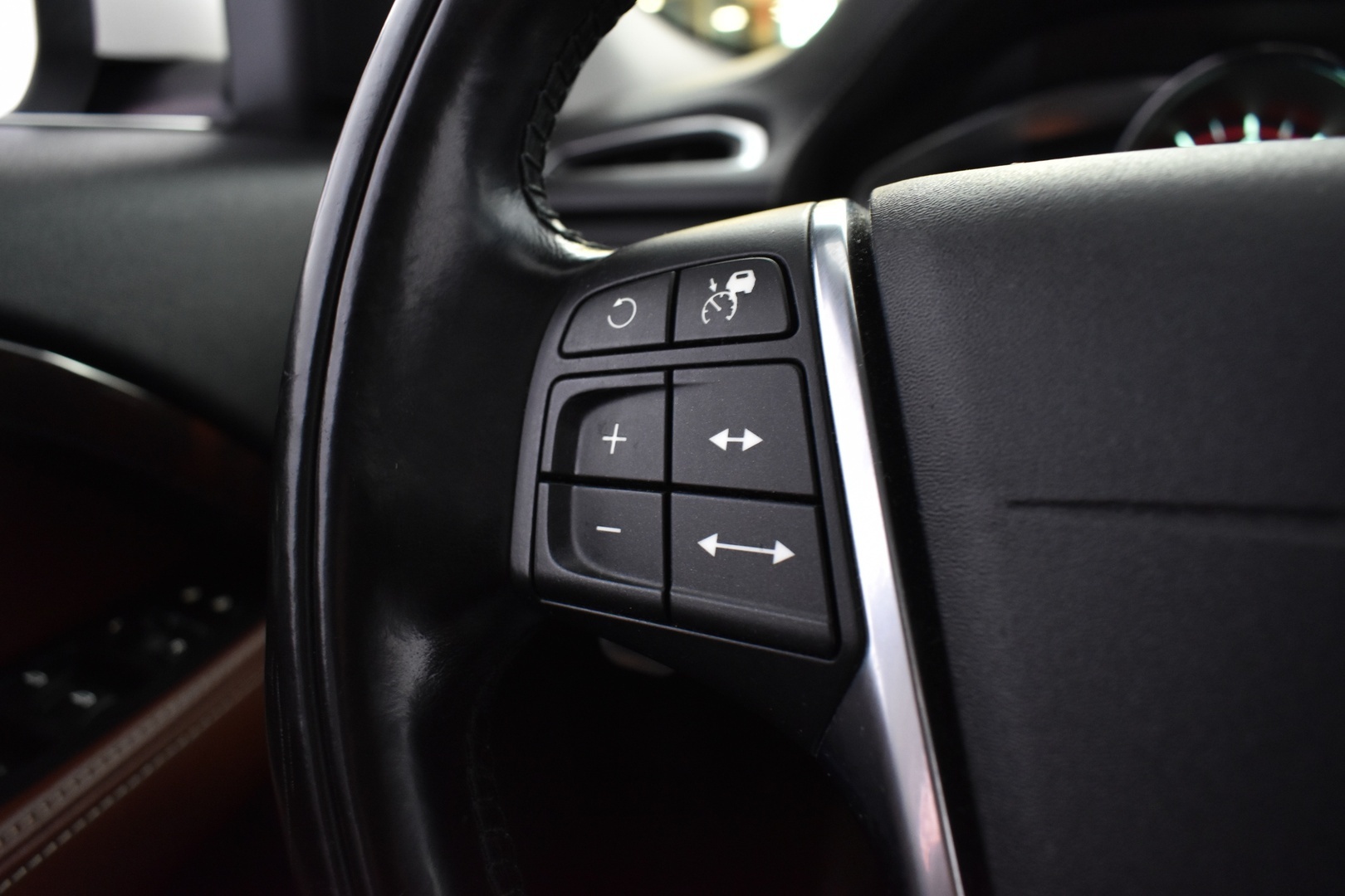 VOLVO S80 2014