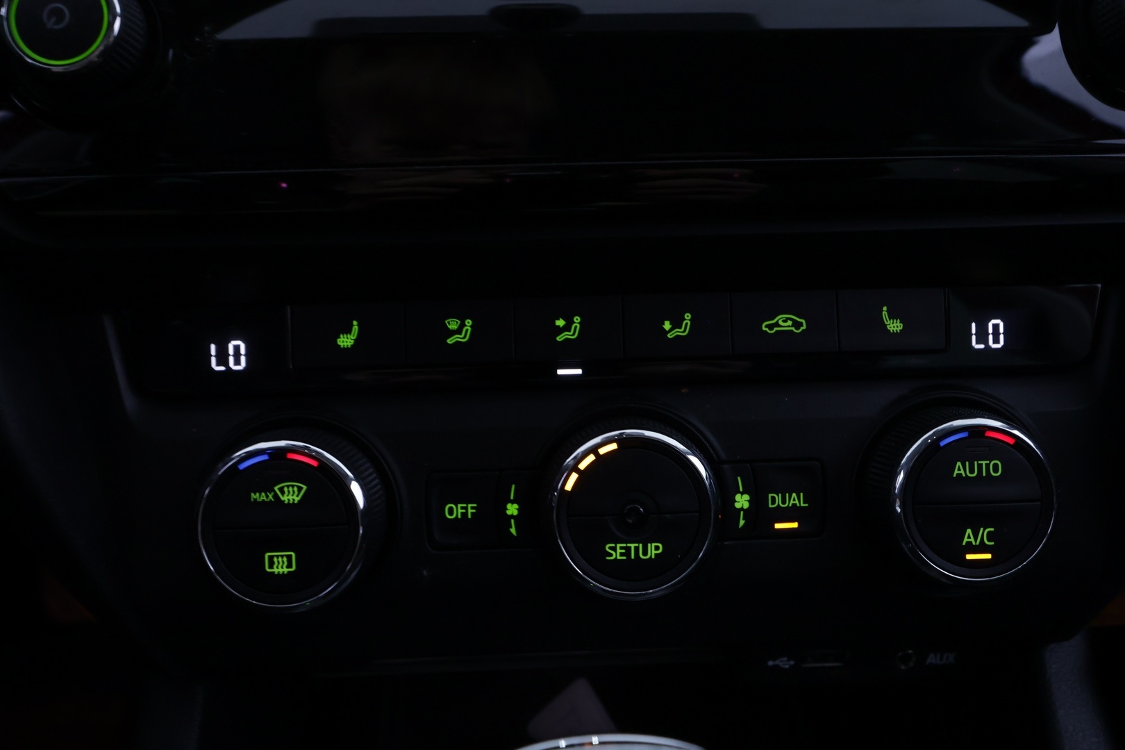 SKODA Octavia 2014