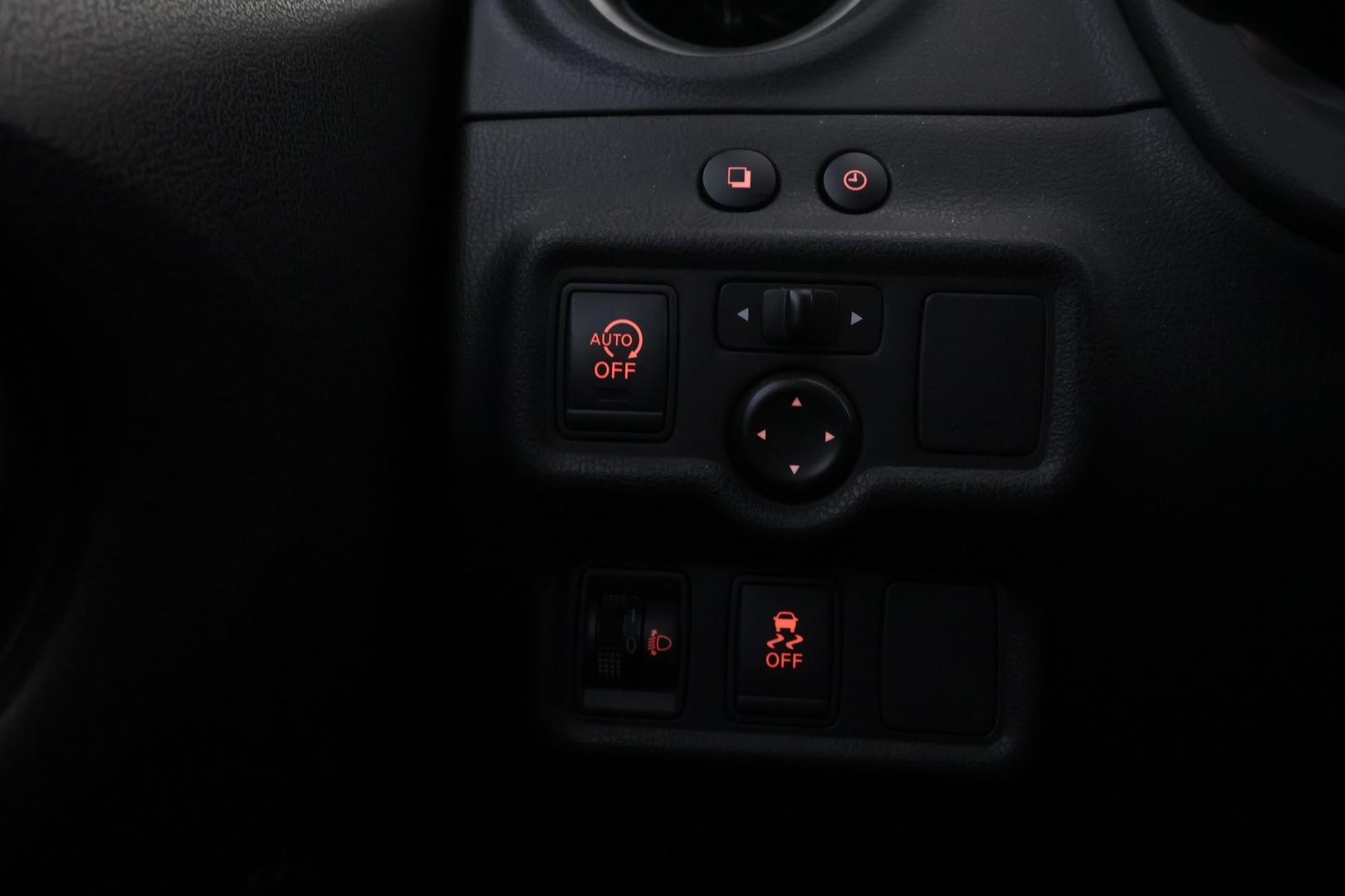 NISSAN Note 2016