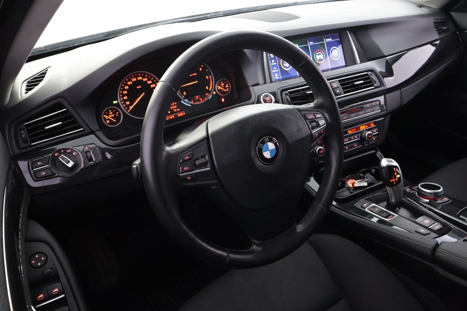 BMW 520 2012