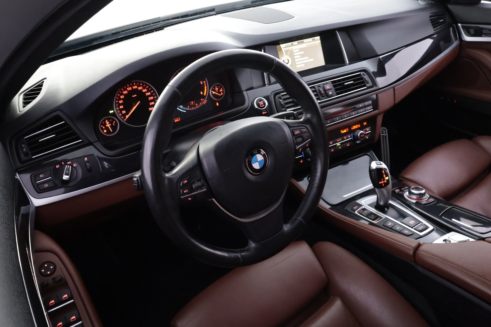 BMW 520 2014
