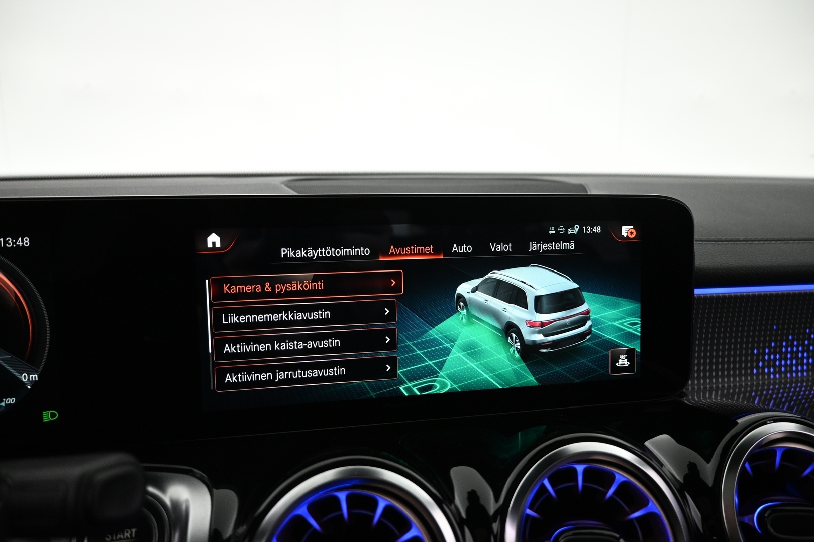 MERCEDES-BENZ EQB 2022