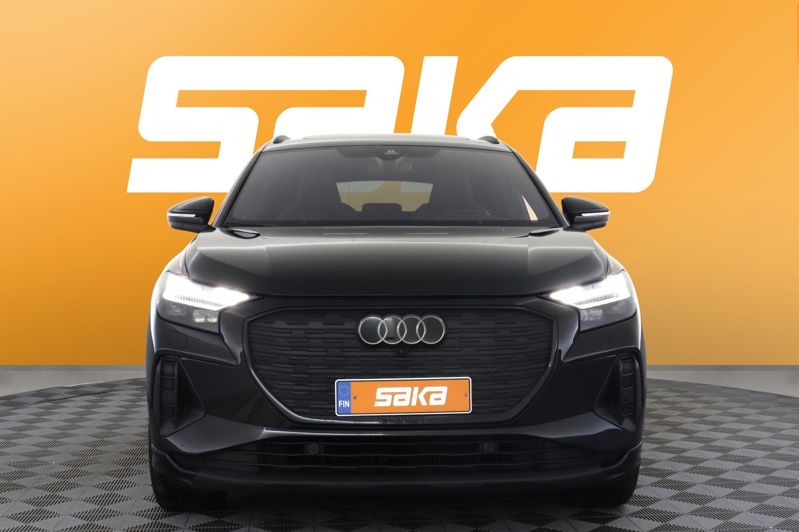 AUDI Q4 e-tron 2024