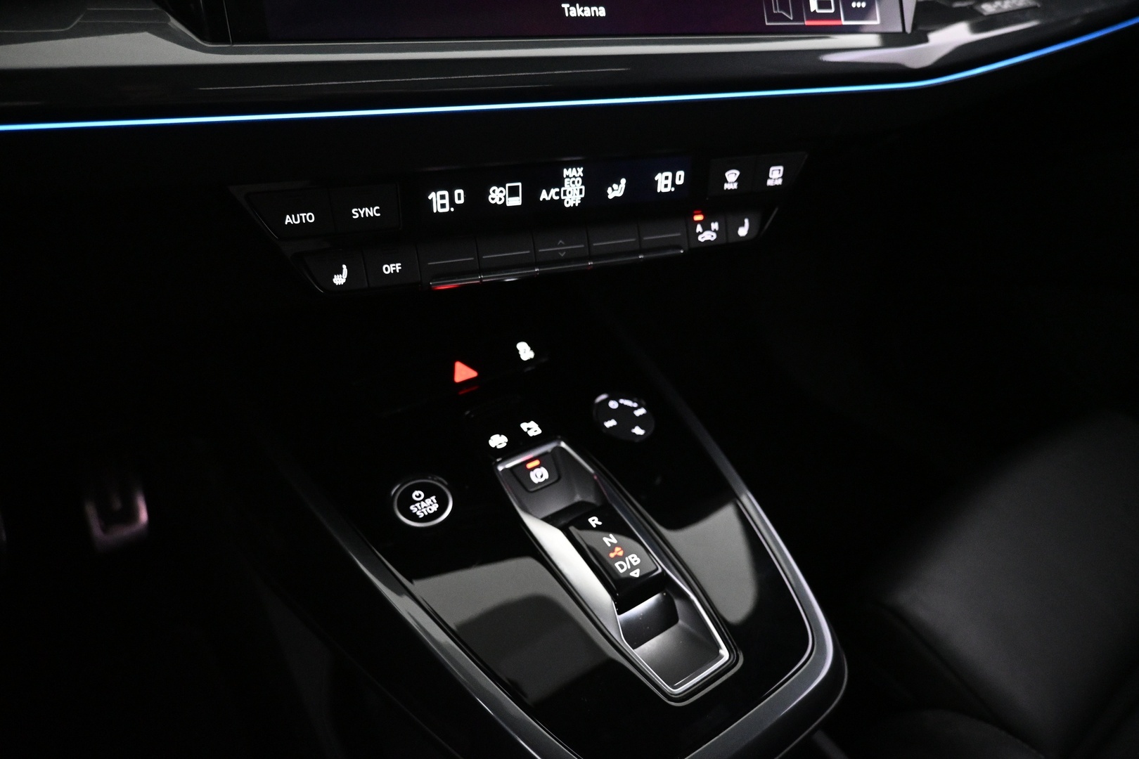 AUDI Q4 e-tron 2024