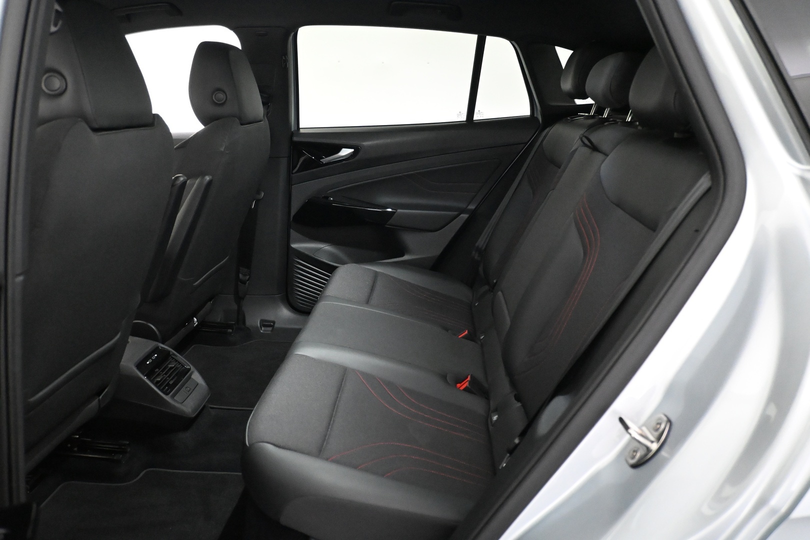 VOLKSWAGEN ID.4 2024