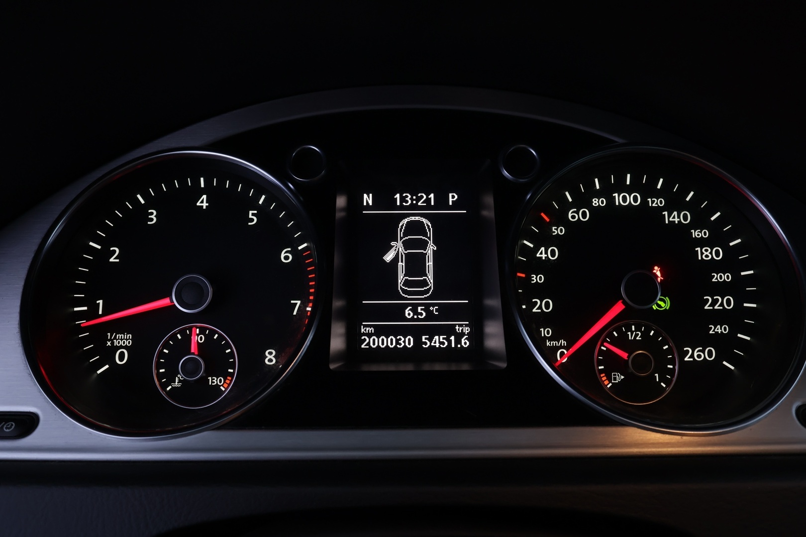 VOLKSWAGEN Passat 2013