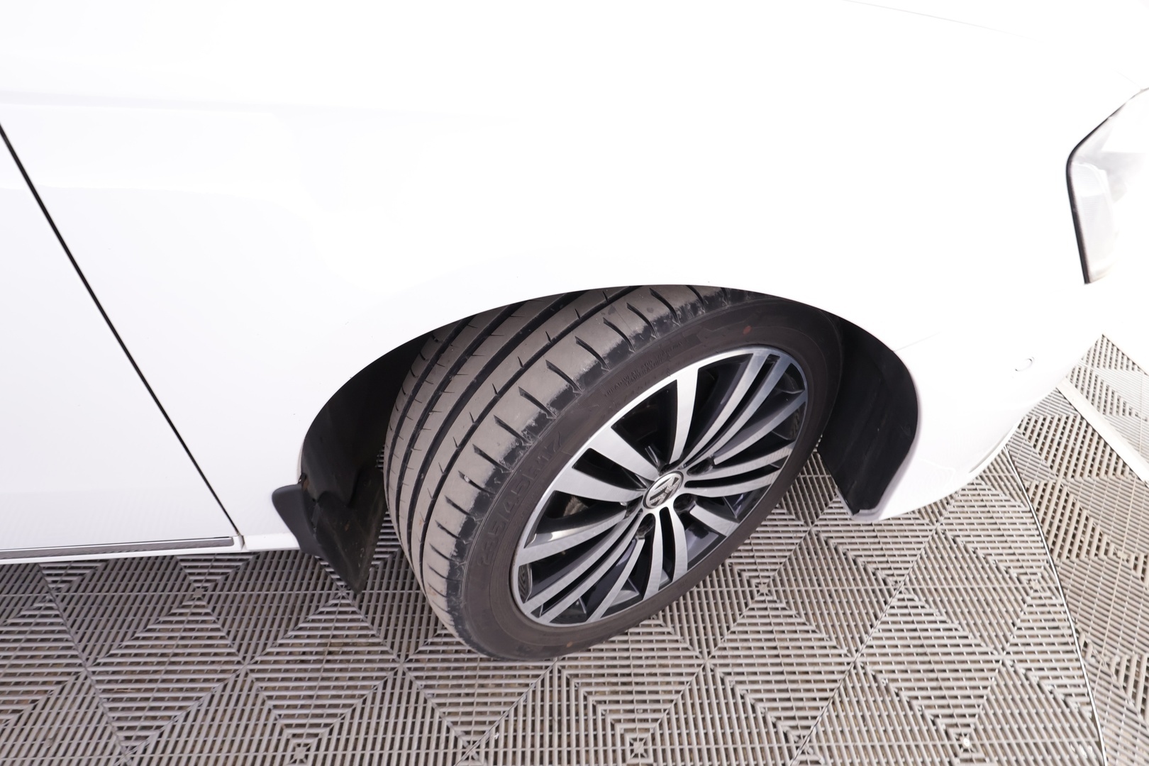 VOLKSWAGEN Passat 2013