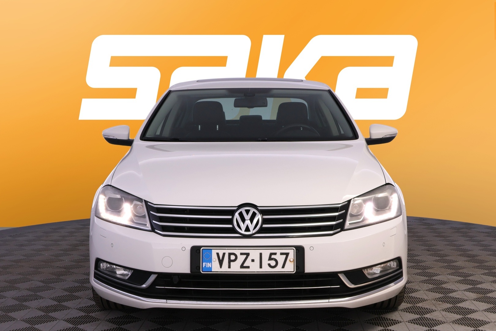 VOLKSWAGEN Passat 2013