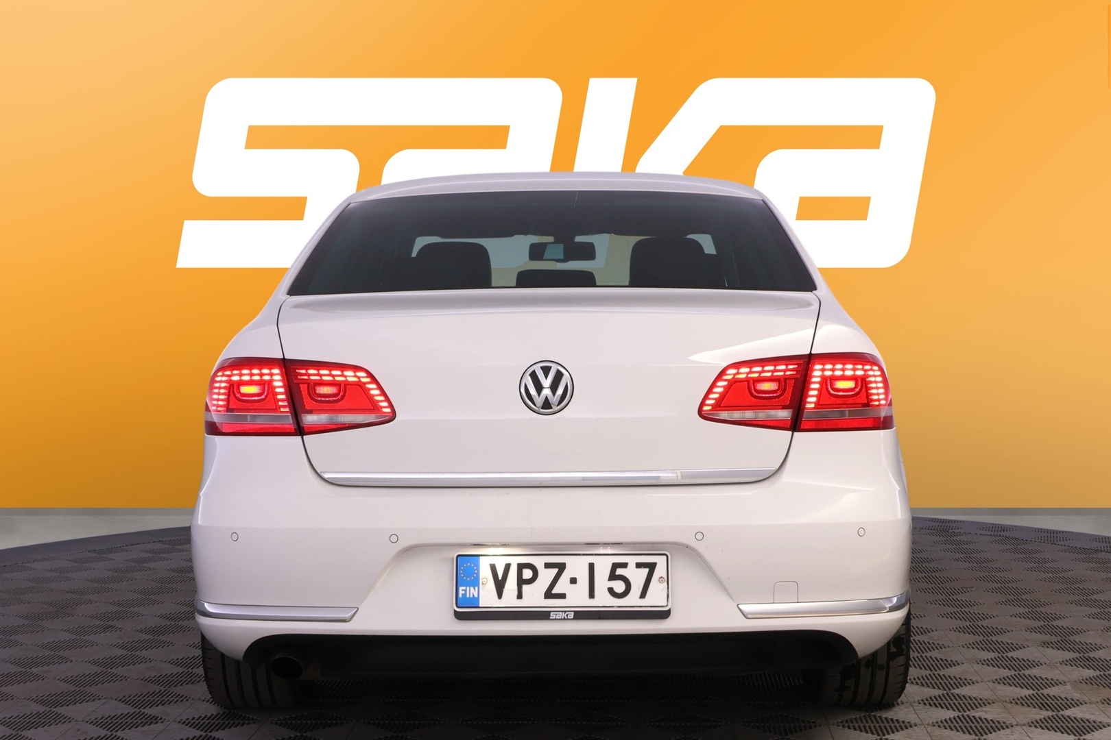 VOLKSWAGEN Passat 2013