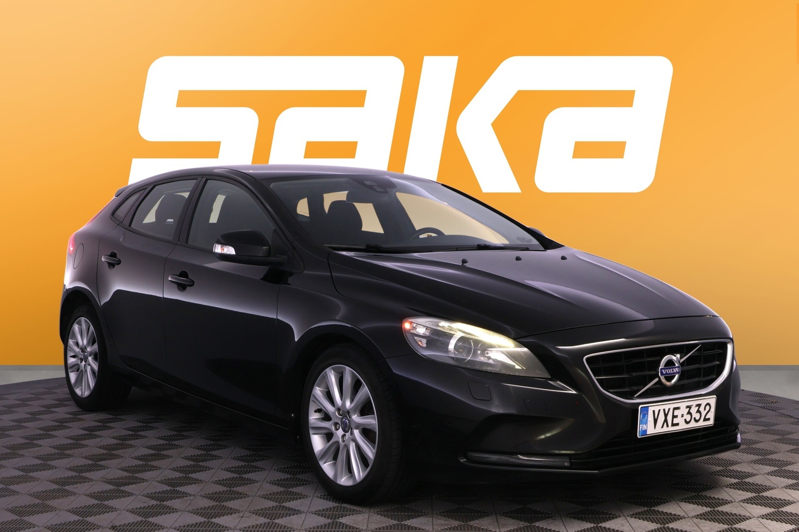 VOLVO V40 2014