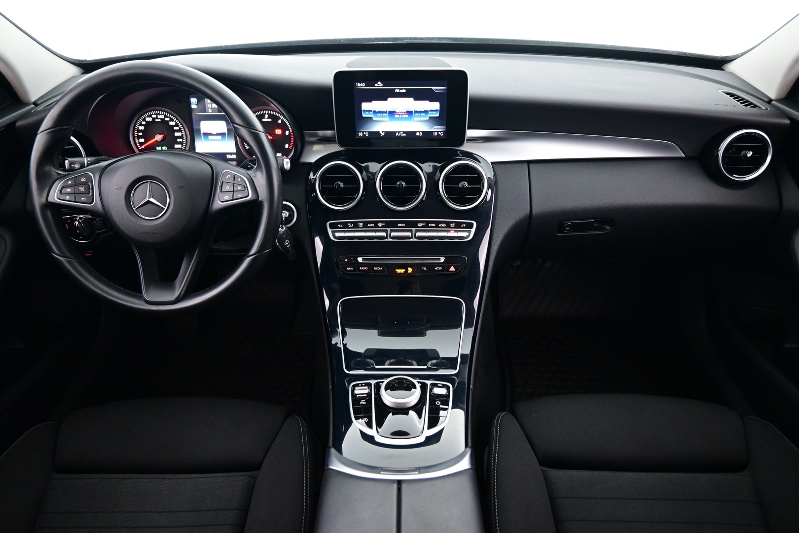 MERCEDES-BENZ C 2016