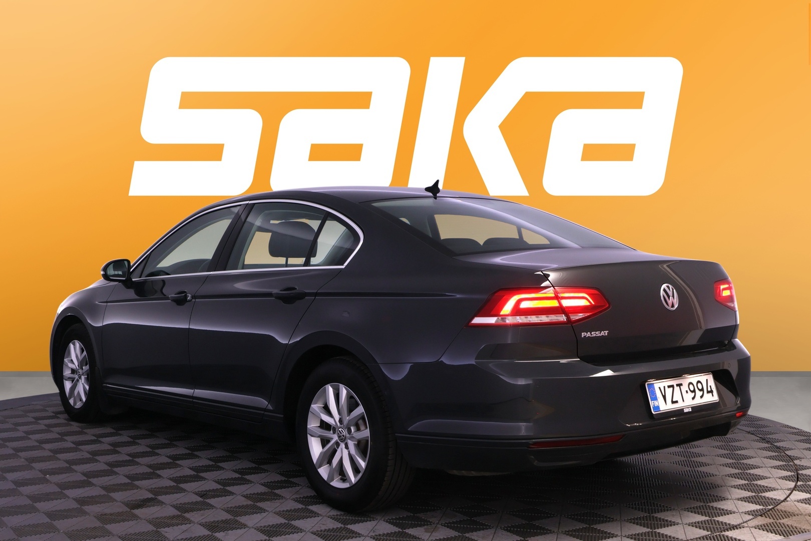VOLKSWAGEN Passat 2018