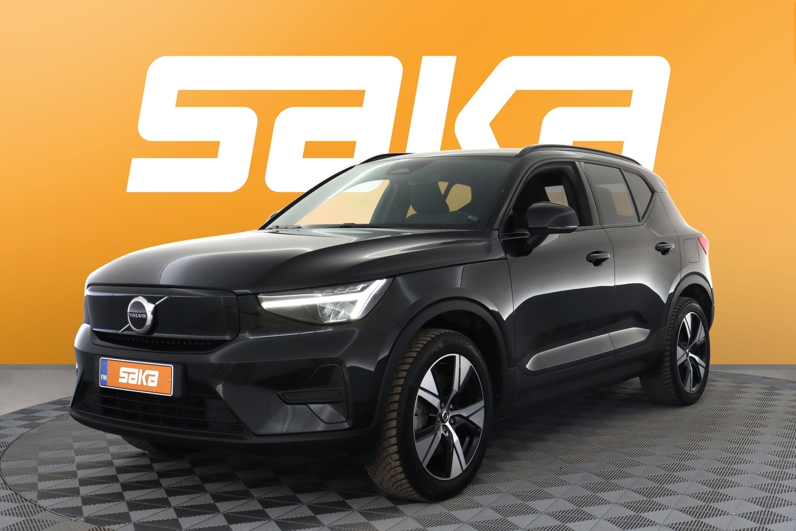 VOLVO XC40 2023