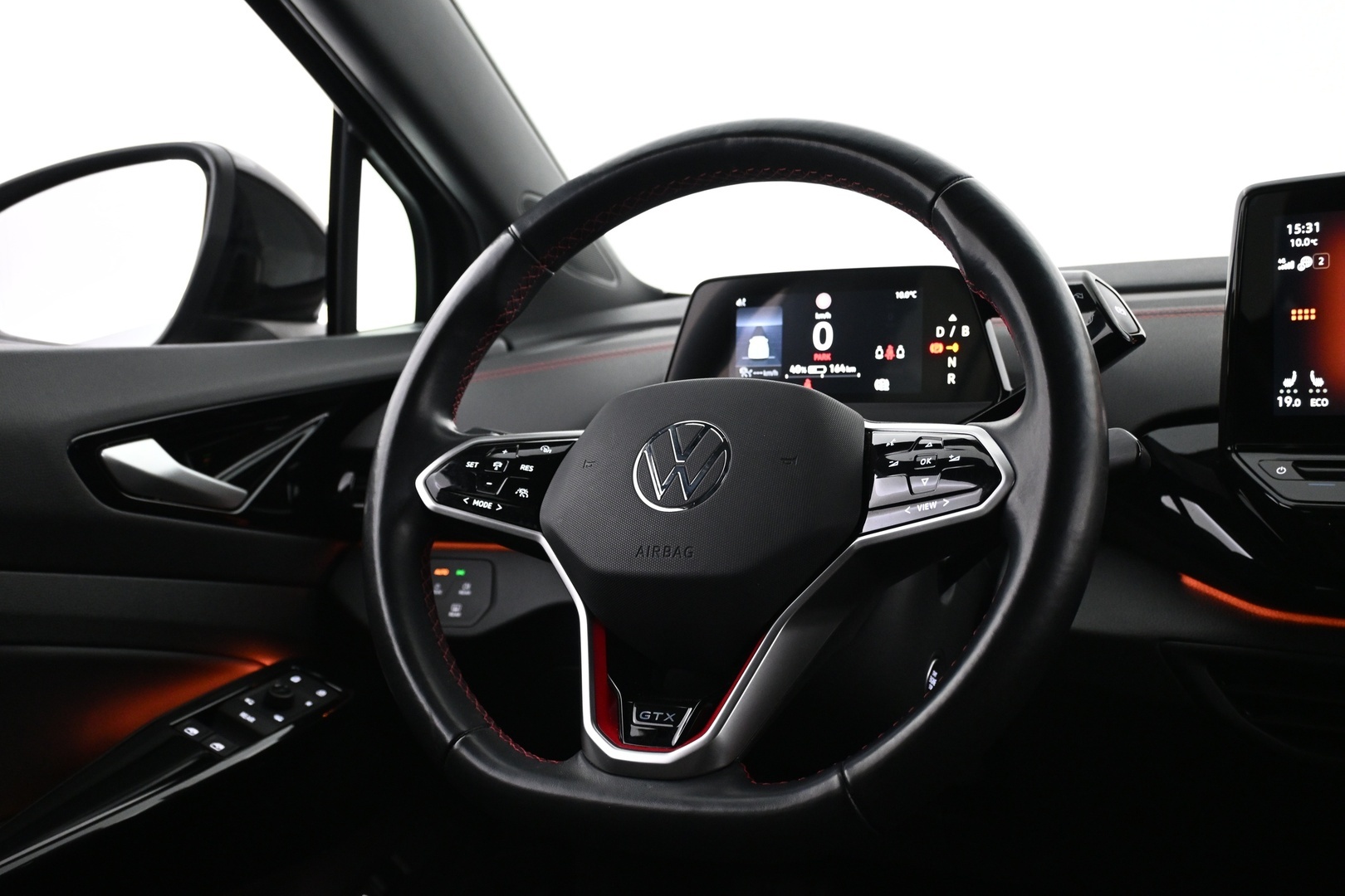 VOLKSWAGEN ID.4 2024