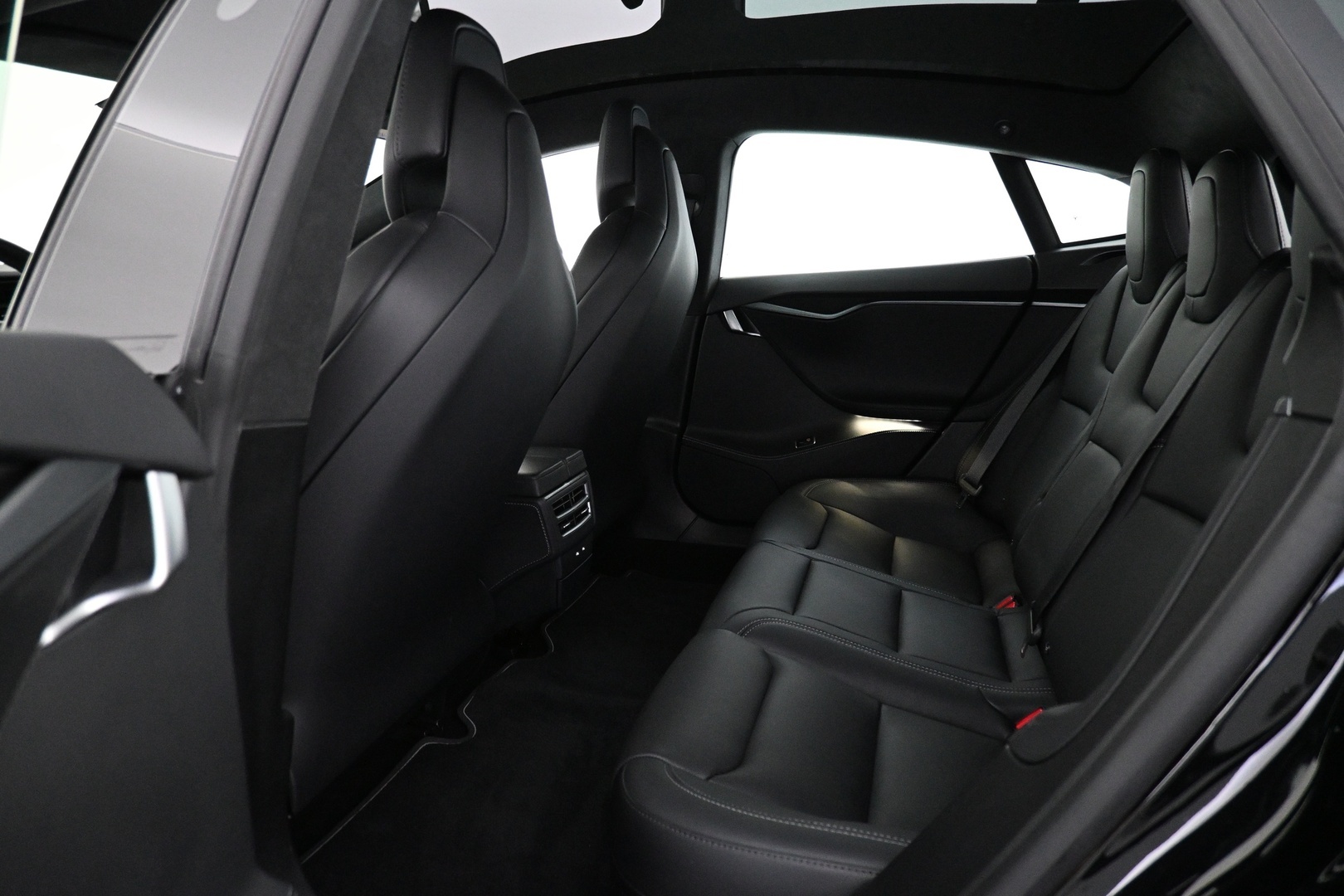 TESLA Model S 2019