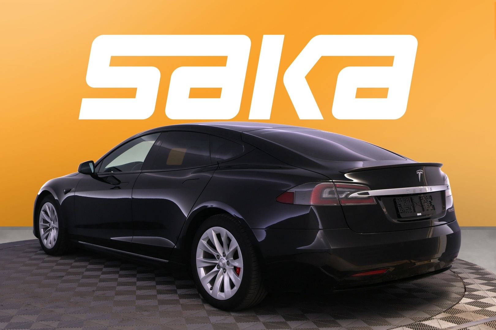 TESLA Model S 2019