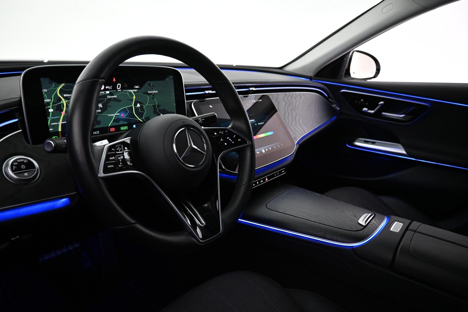 MERCEDES-BENZ E 2024