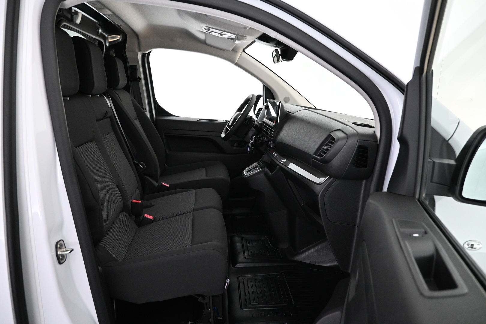 TOYOTA Proace EV 2025