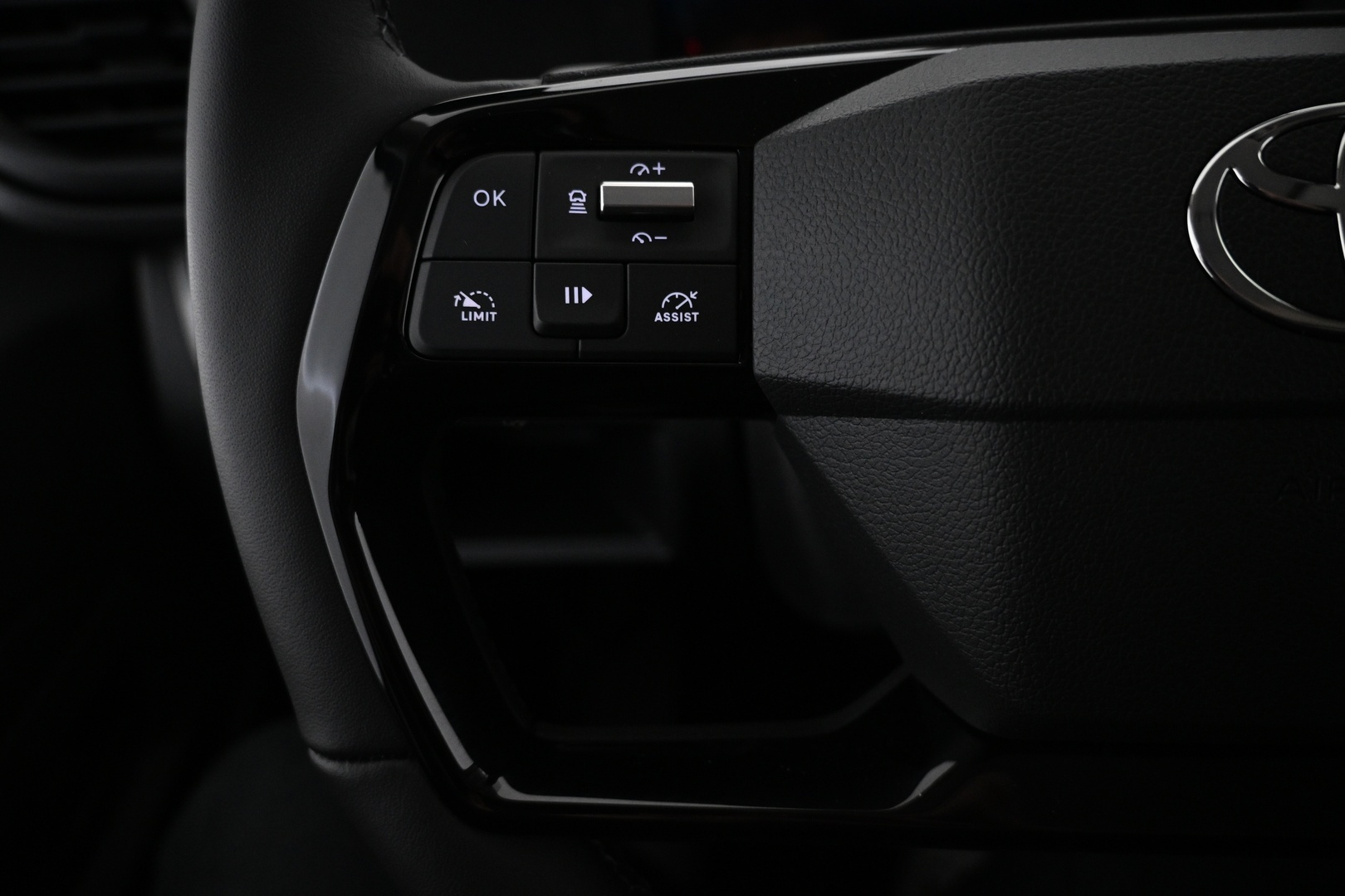 TOYOTA Proace EV 2025