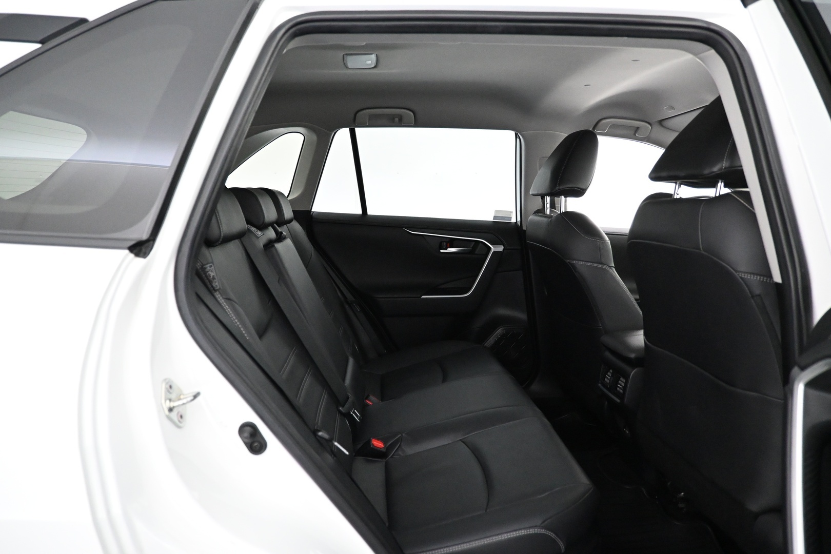 TOYOTA RAV4 2024