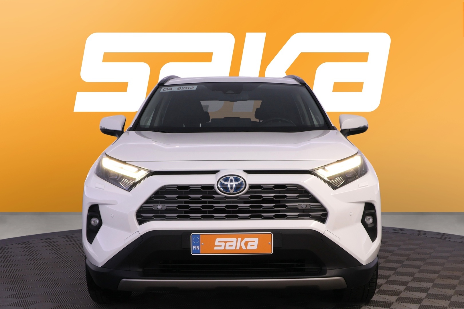 TOYOTA RAV4 2024