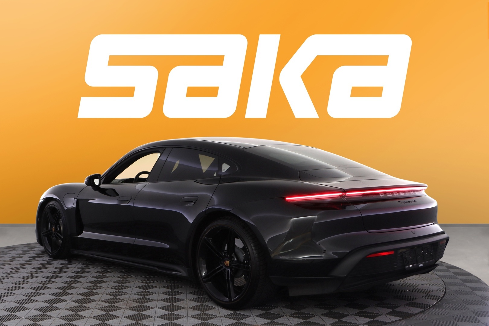 PORSCHE Taycan 2021