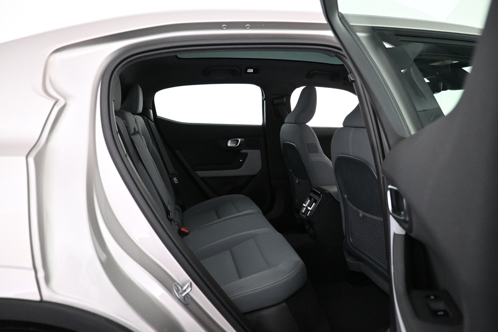 POLESTAR 2 2024