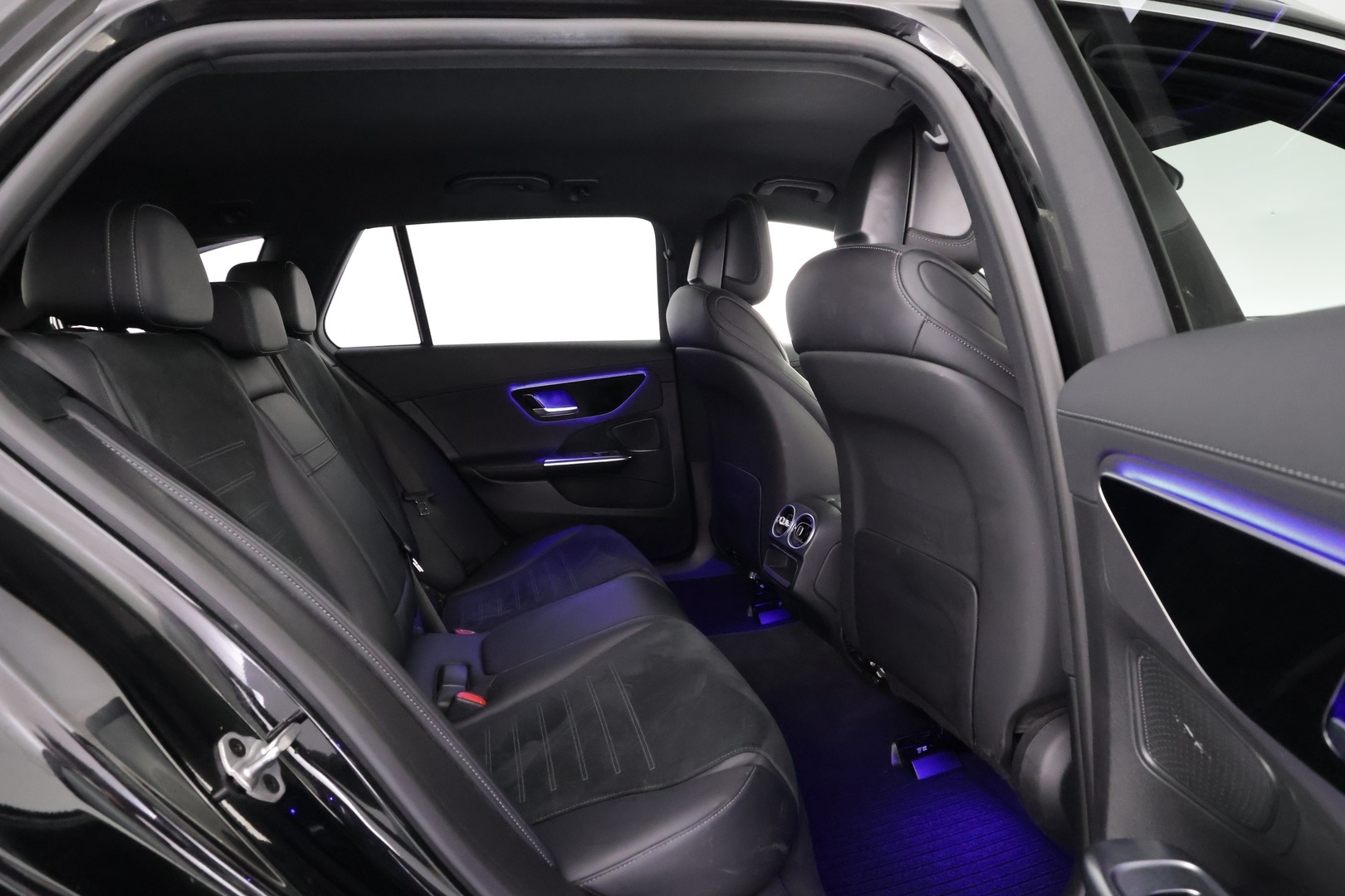 MERCEDES-BENZ C 2022