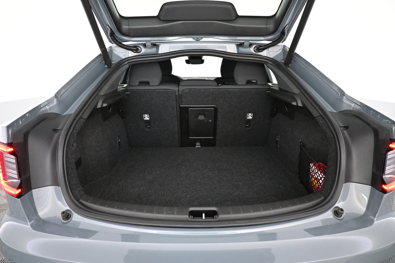 POLESTAR 2 2023