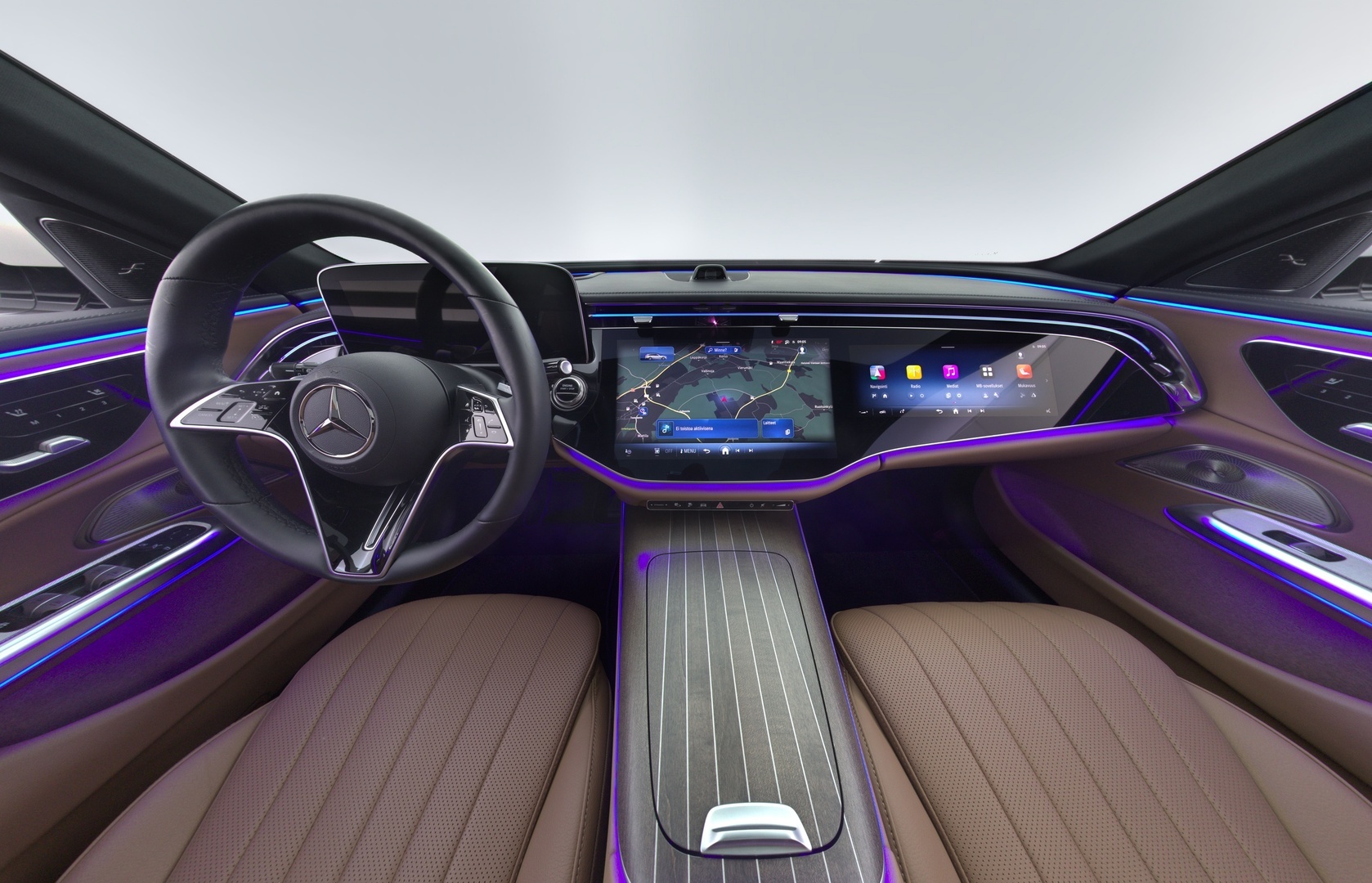 MERCEDES-BENZ E 2025