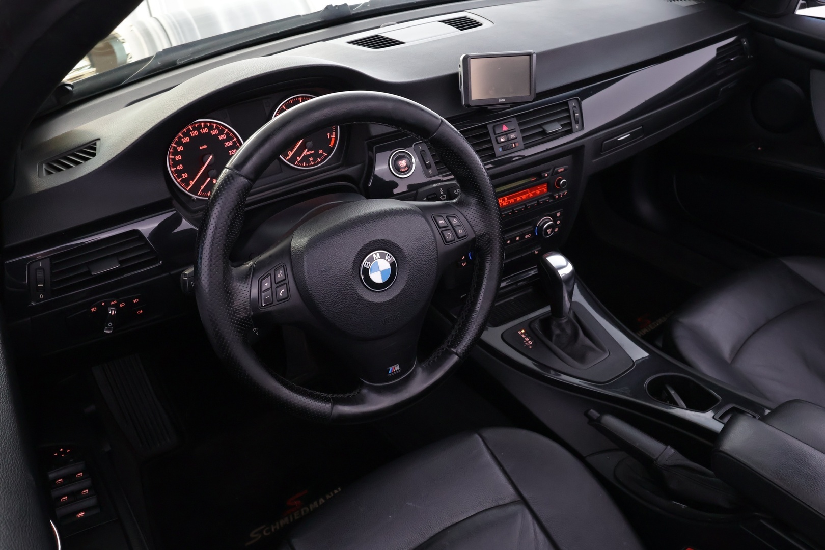 BMW 320 2008