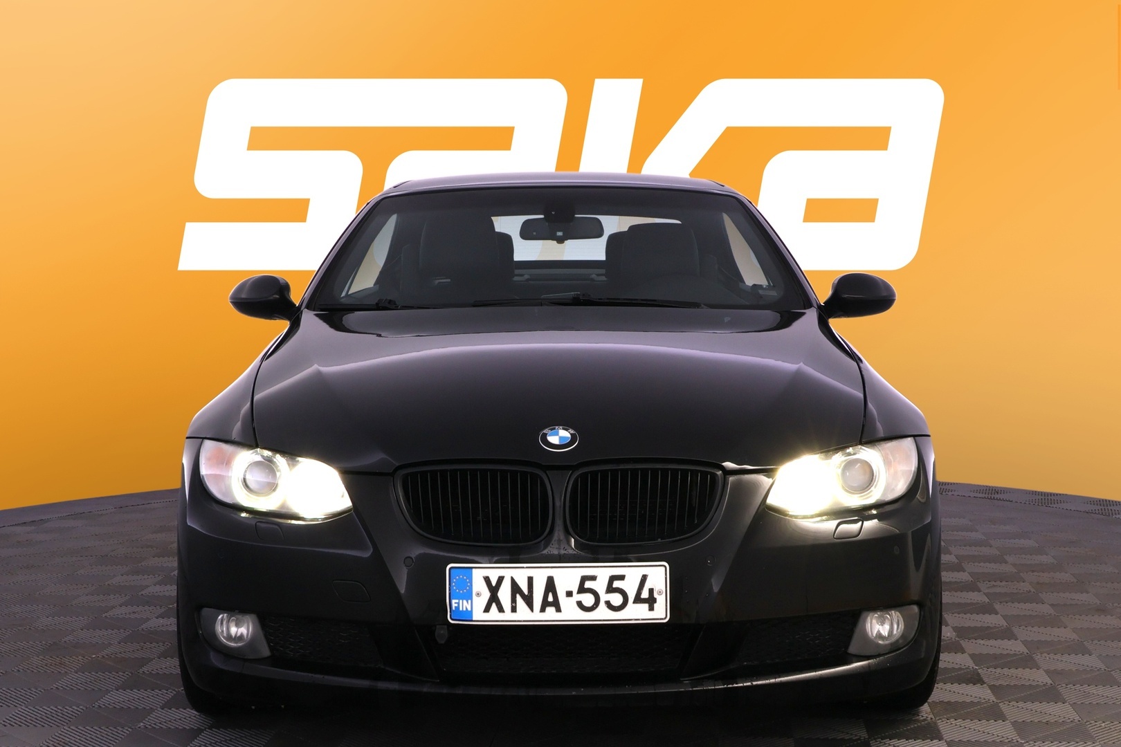 BMW 320 2008