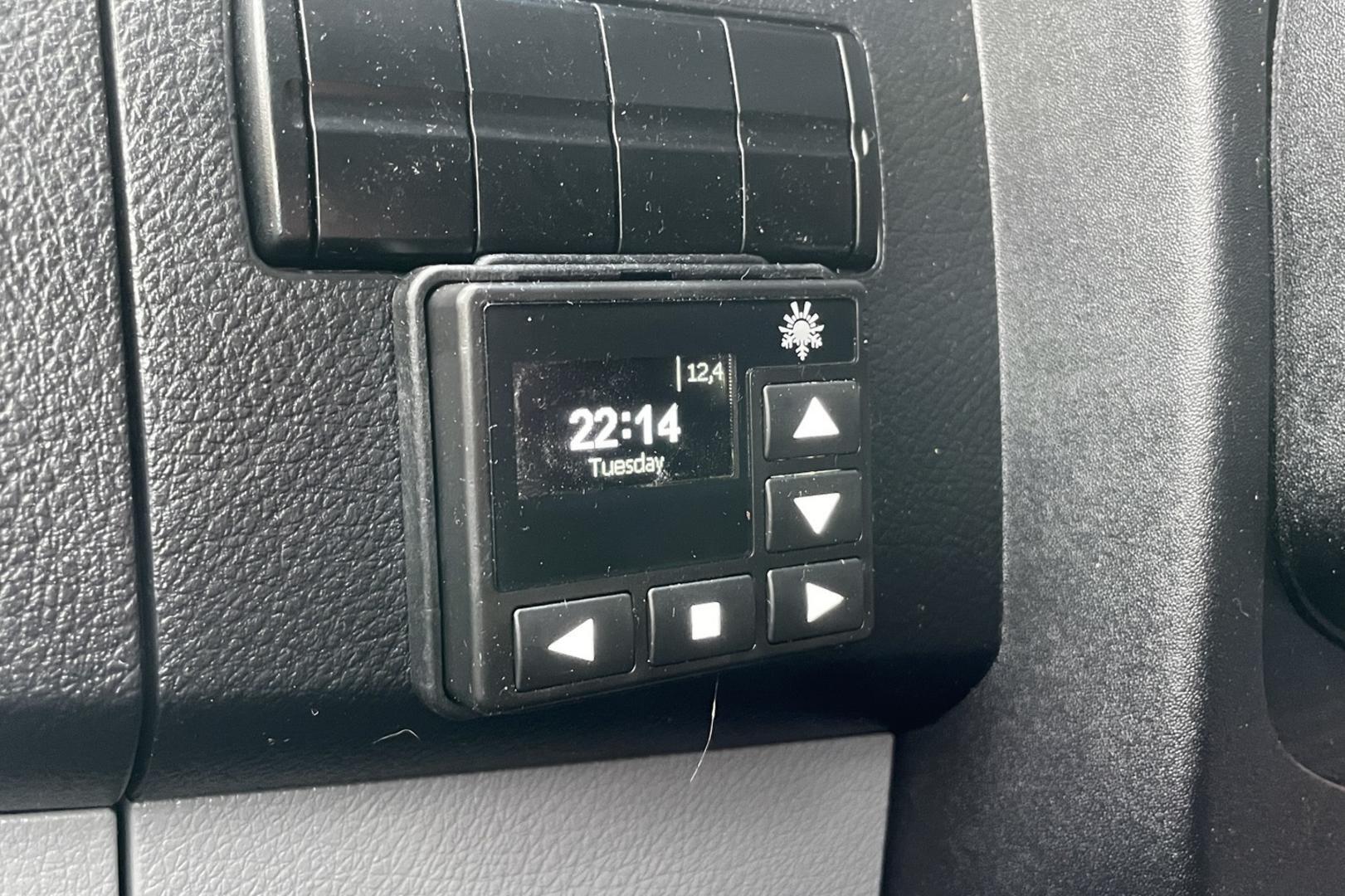 VOLKSWAGEN Crafter 2013