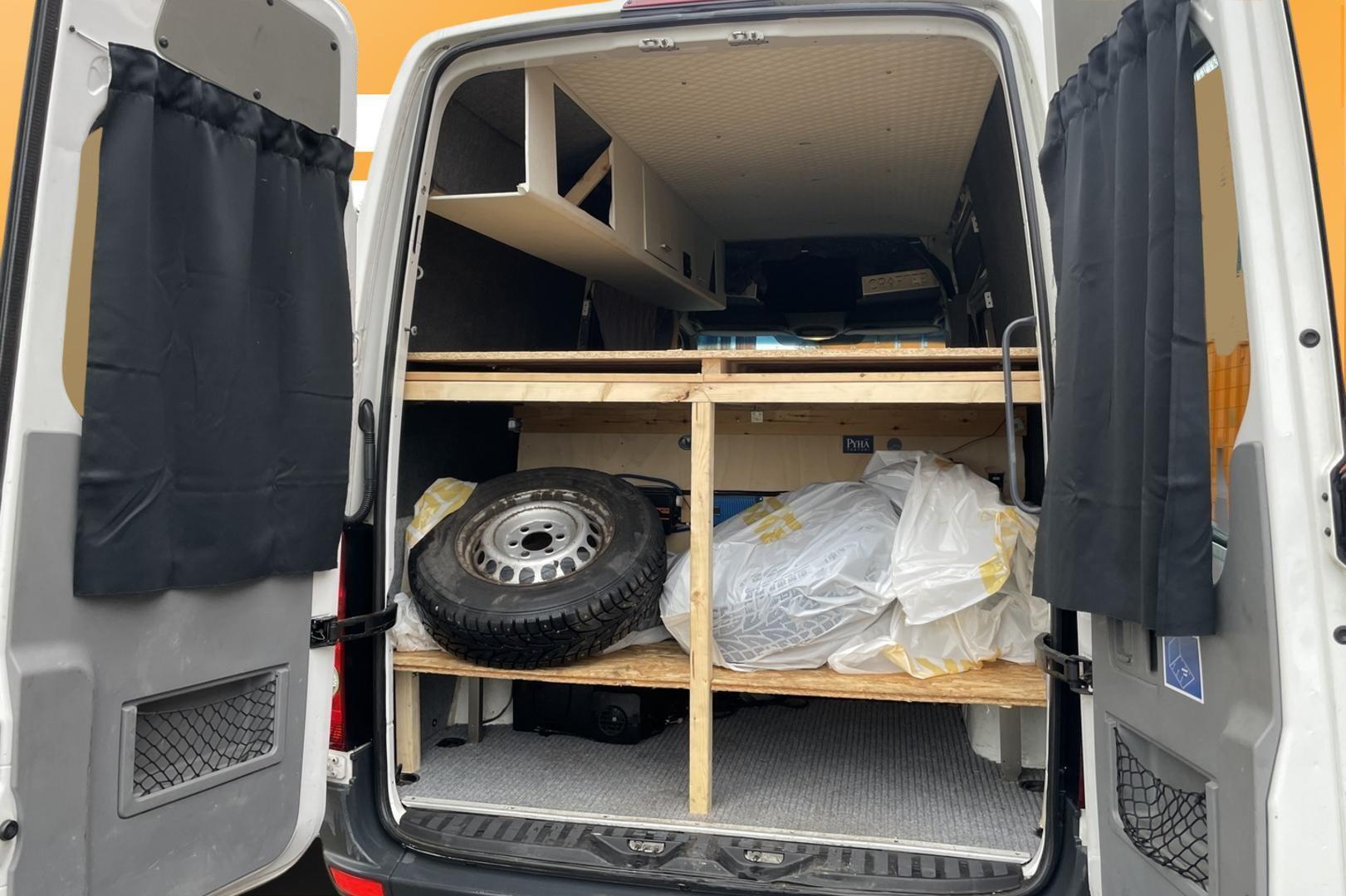 VOLKSWAGEN Crafter 2013