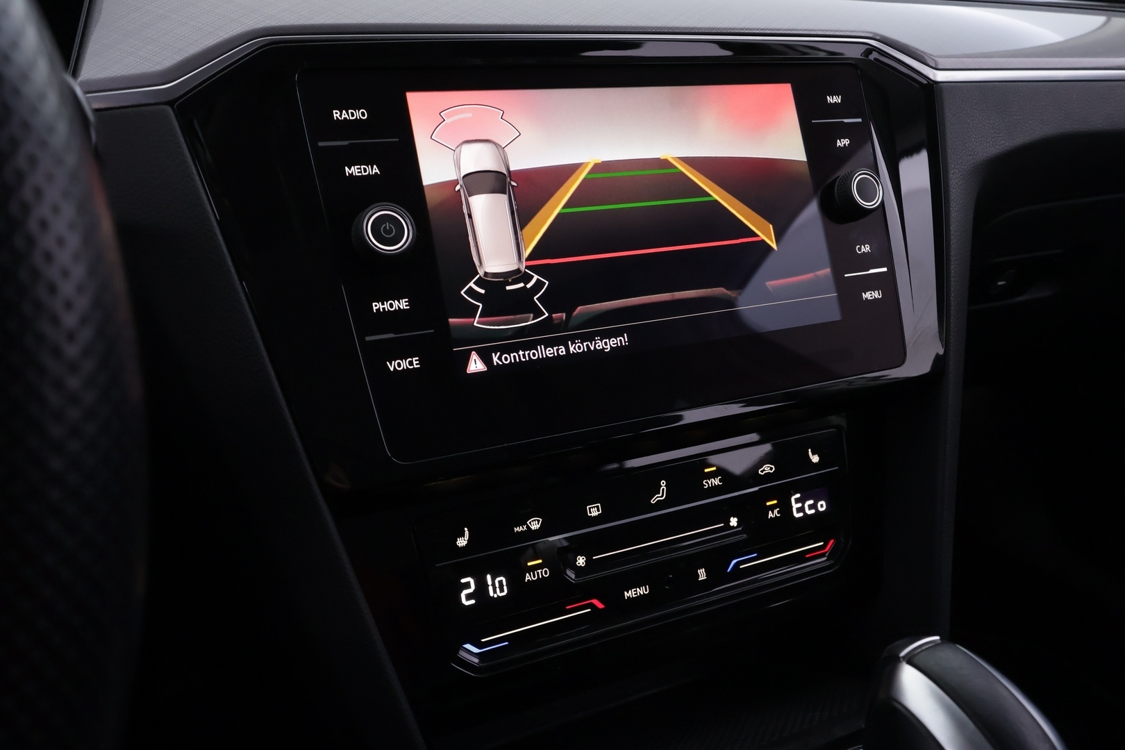 VOLKSWAGEN Passat 2021