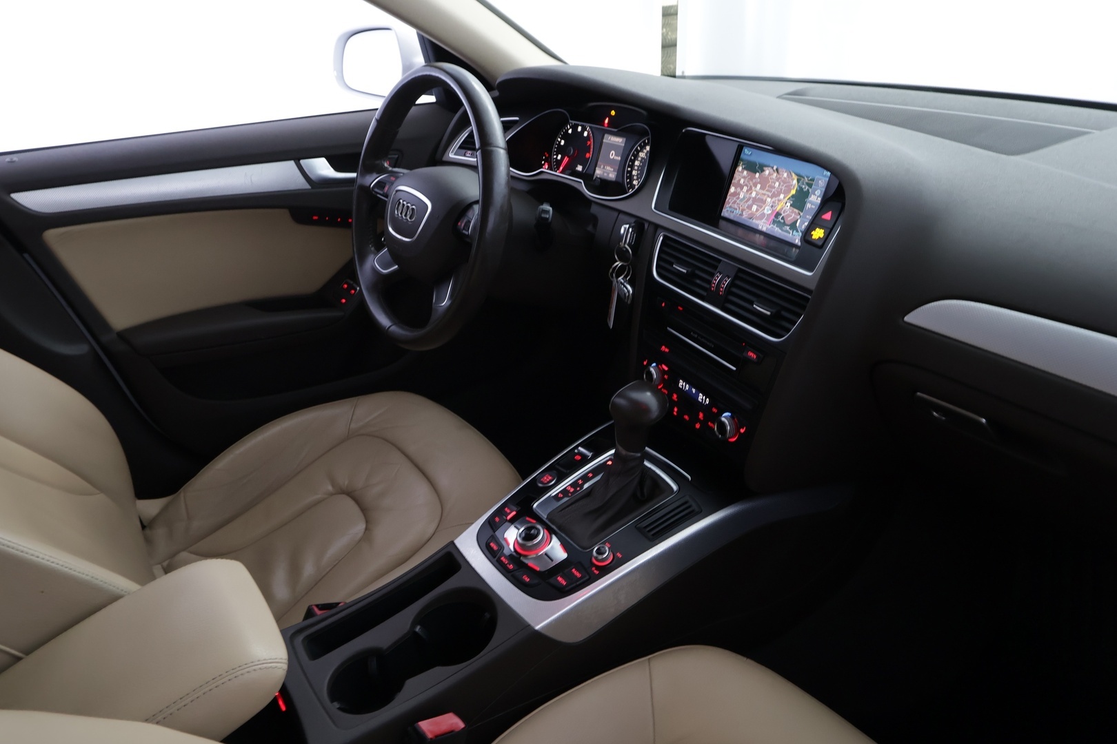 AUDI A4 2013