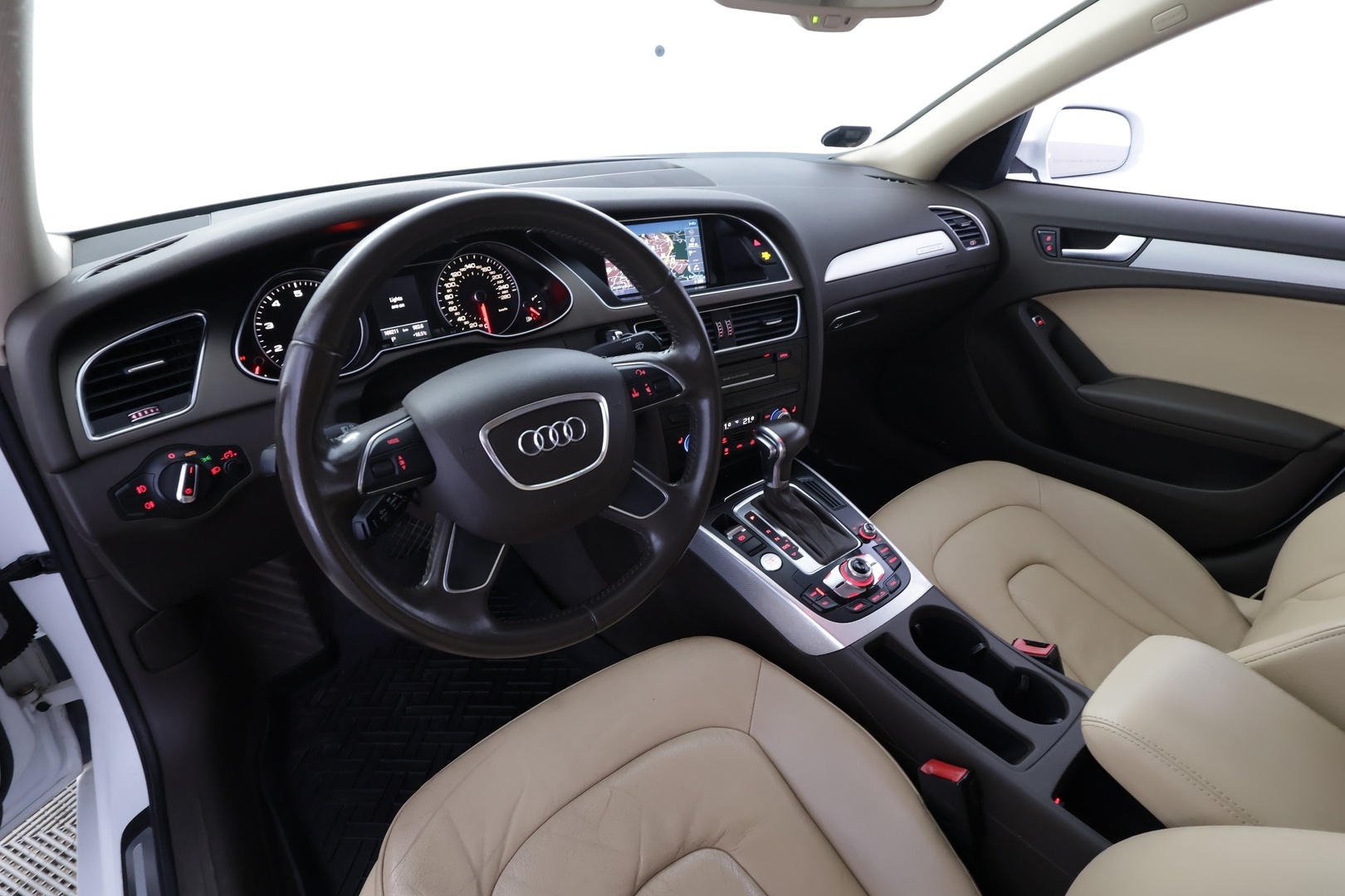 AUDI A4 2013