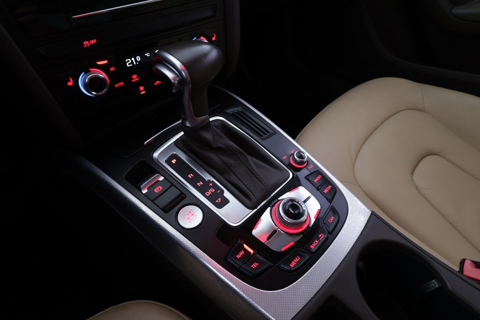 AUDI A4 2013