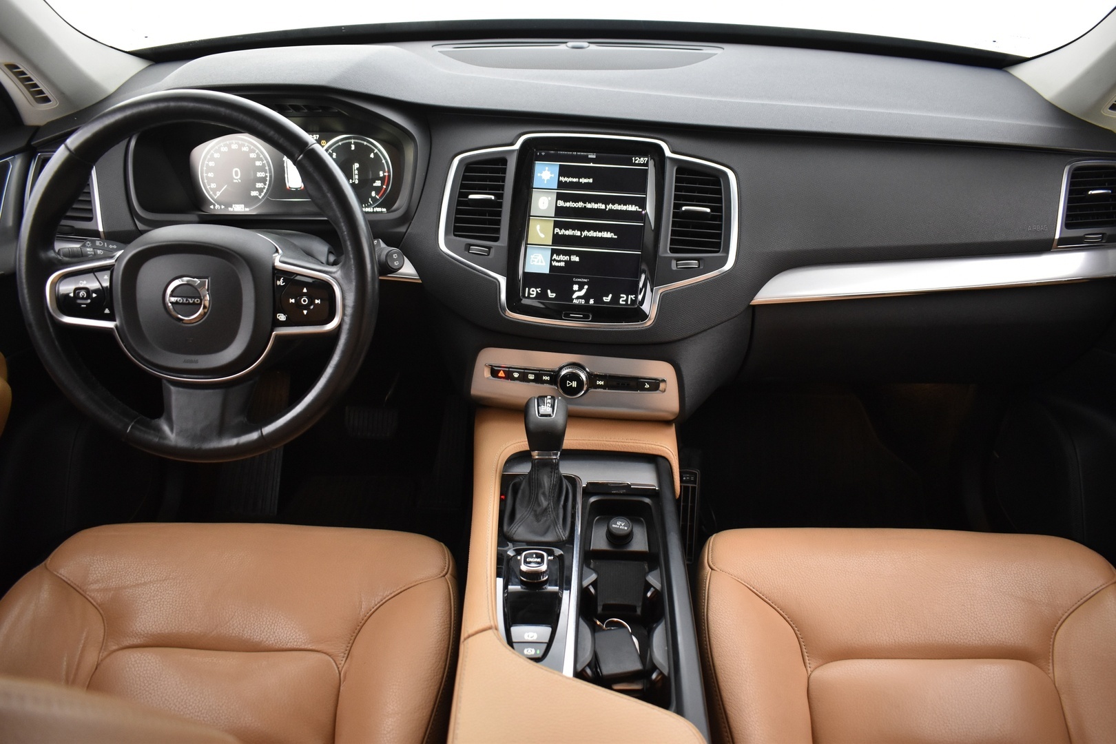 VOLVO XC90 2016