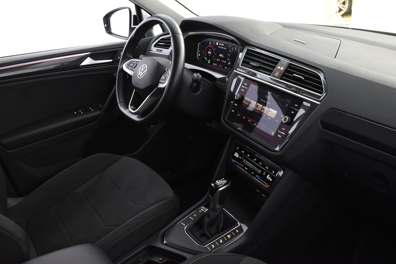 VOLKSWAGEN Tiguan 2021