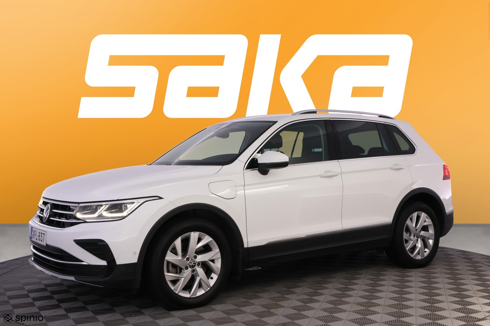 VOLKSWAGEN Tiguan 2021