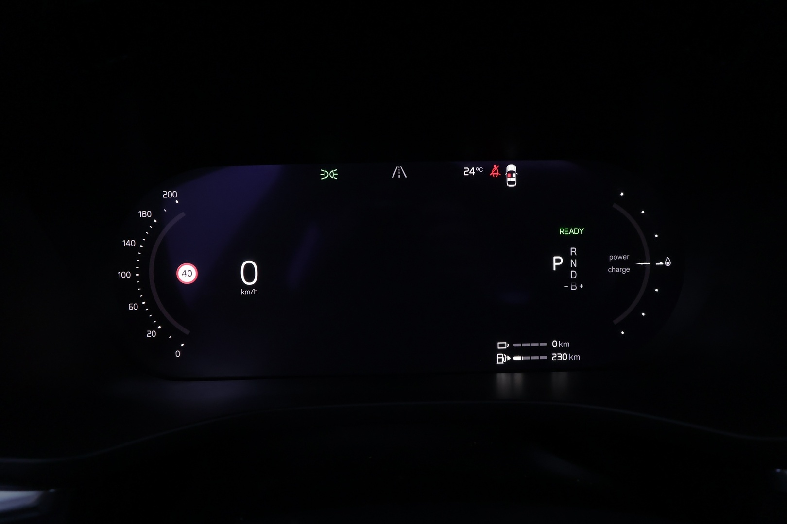 VOLVO XC60 2023