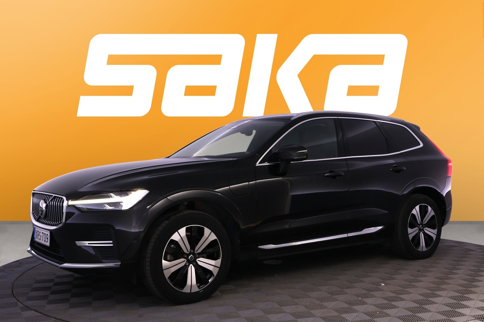 VOLVO XC60 2023
