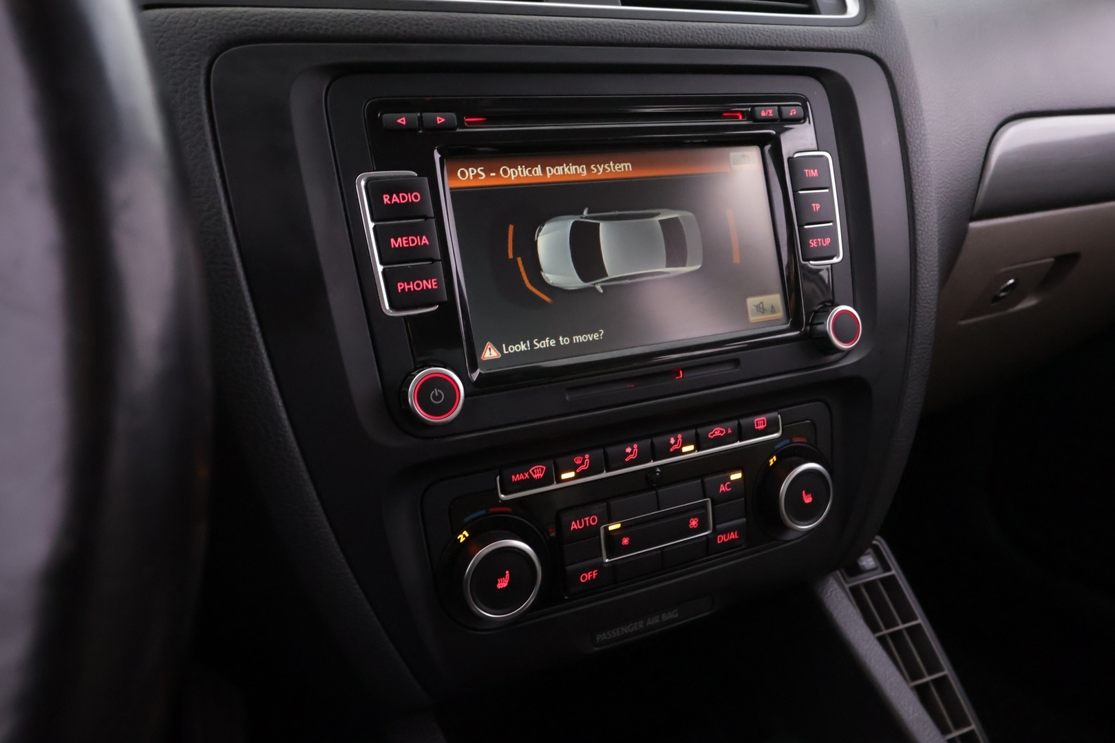 VOLKSWAGEN Jetta 2011