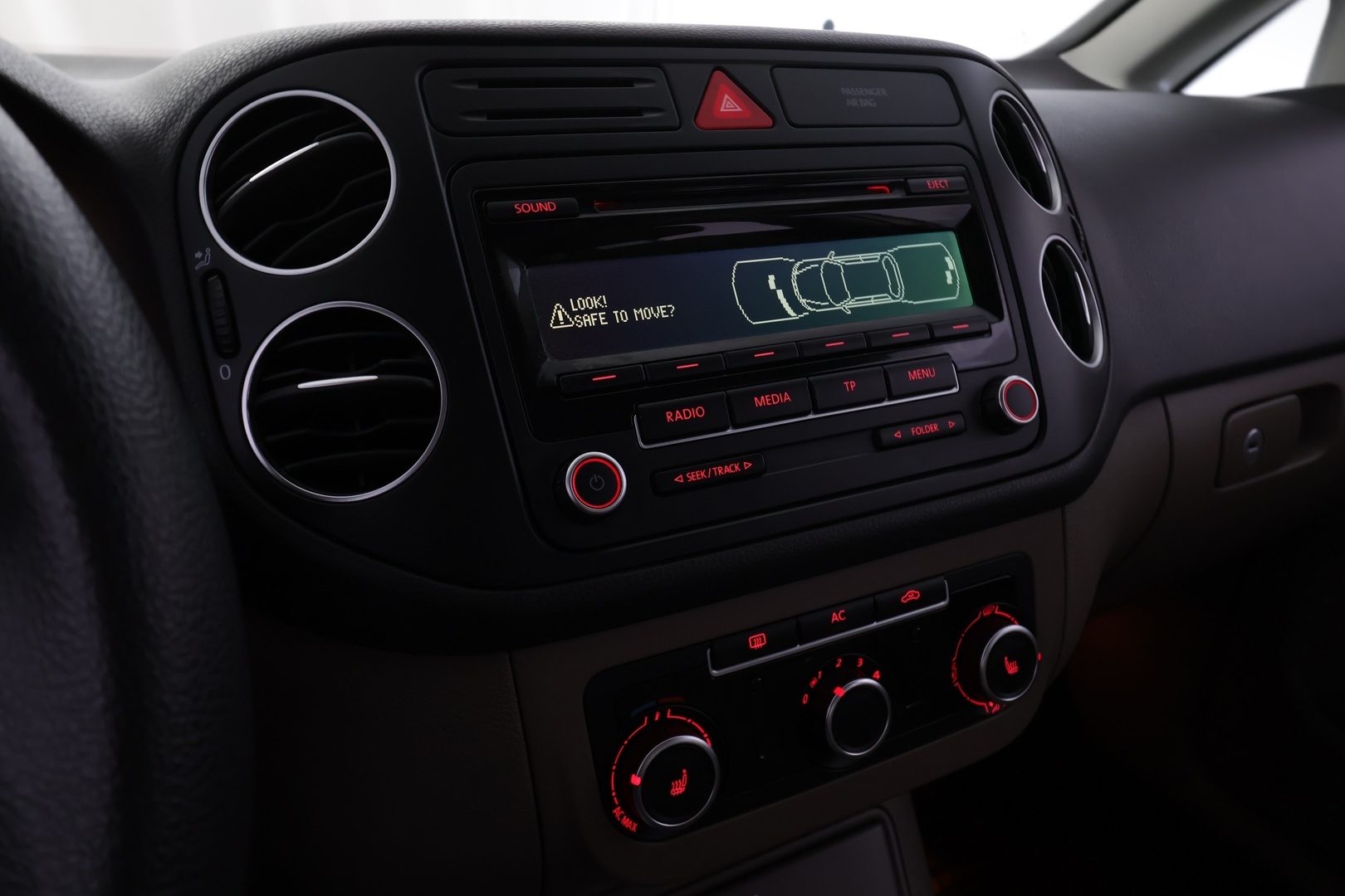 VOLKSWAGEN Golf Plus 2012