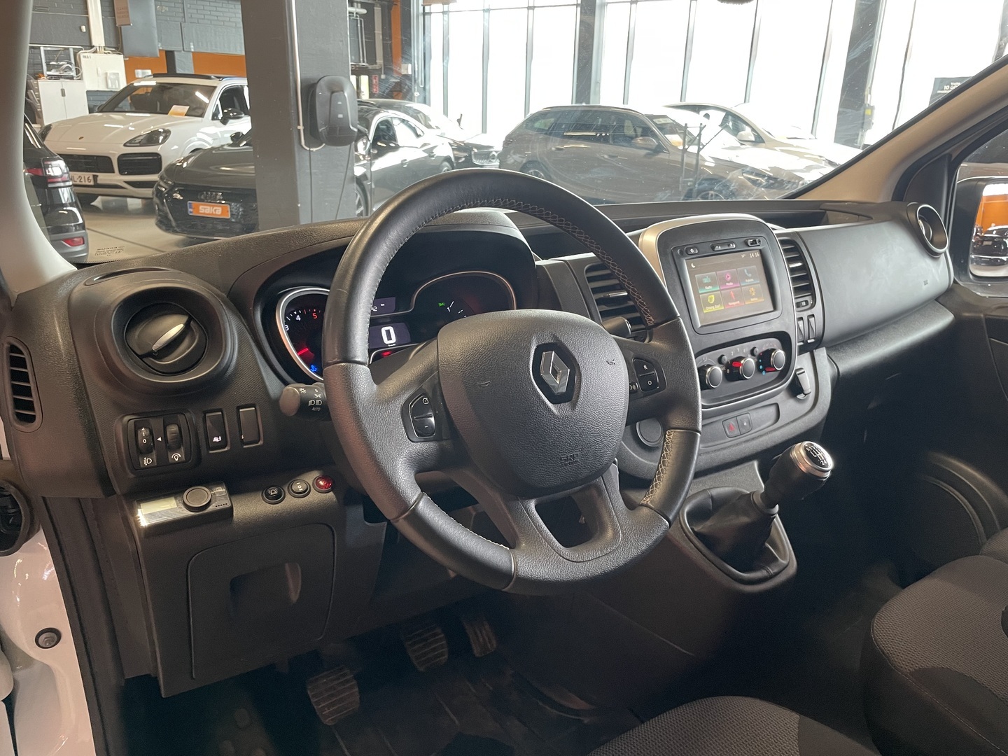 RENAULT Trafic 2022