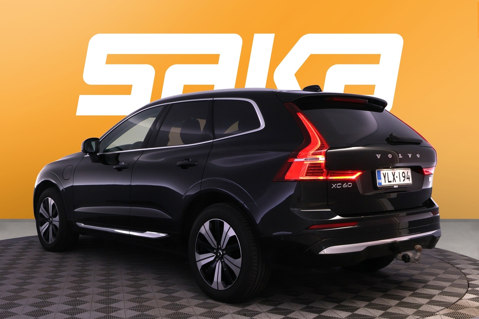 VOLVO XC60 2023